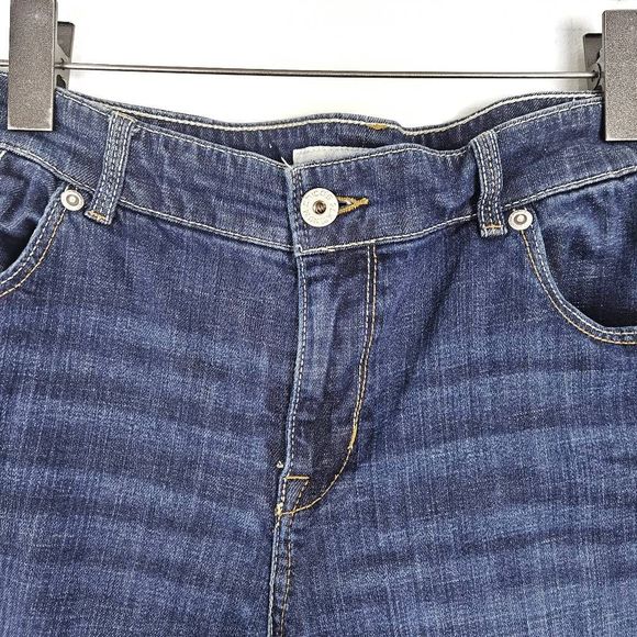 CHICO'S Platinum Denim Ultimate Fit Deep Wash Straight Leg Jeans Size: 1.5 (10) - Picture 2 of 6